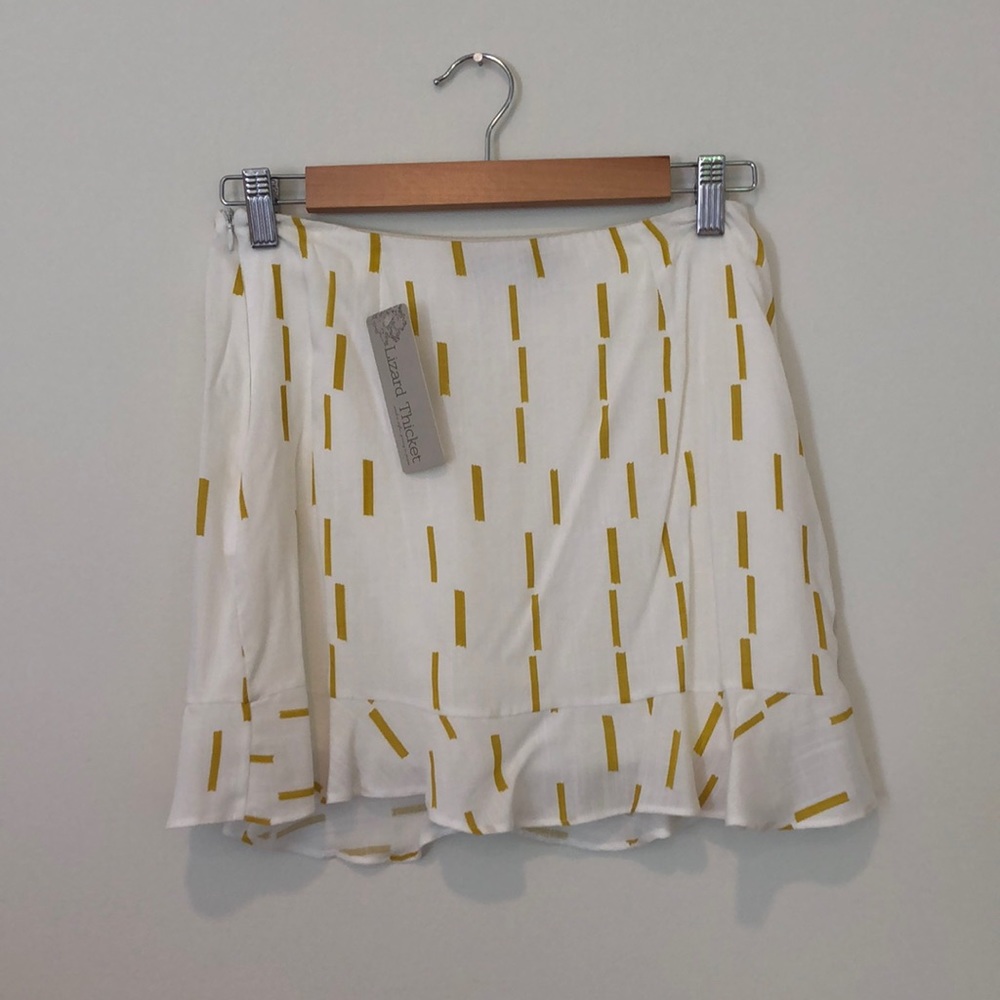 Patterned ruffle skirt - Picture 2 of 4